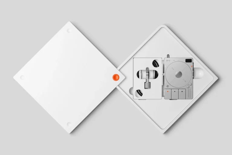 Teenage Engineering TP-7: il fascino vintage incontra la tecnologia moderna